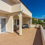 Star By The Sea Apartament *